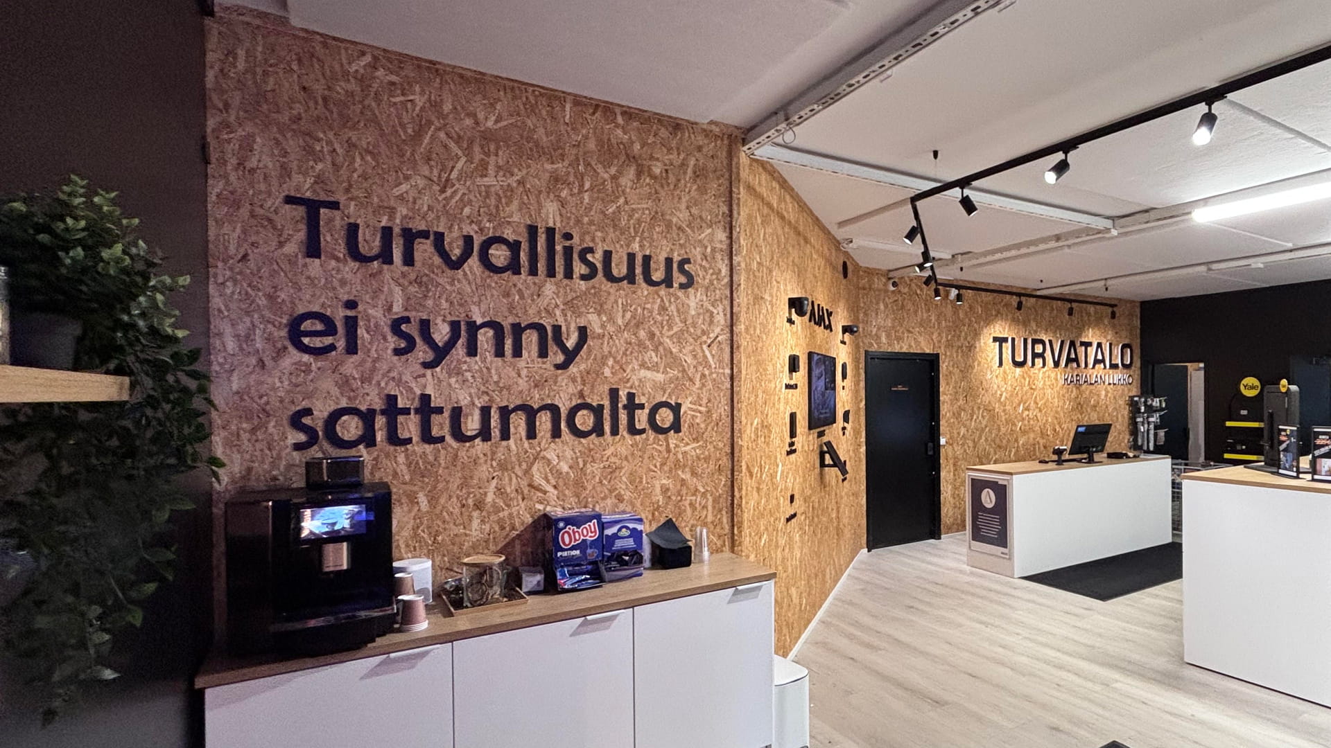 Turvatalon myymälän kuva